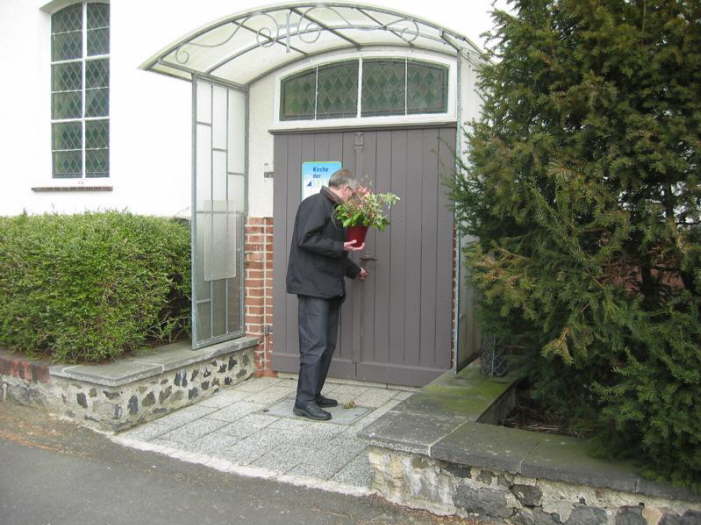 Eingang Unshuser Kirche