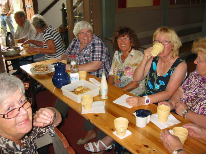 Kirchkaffee in Berge